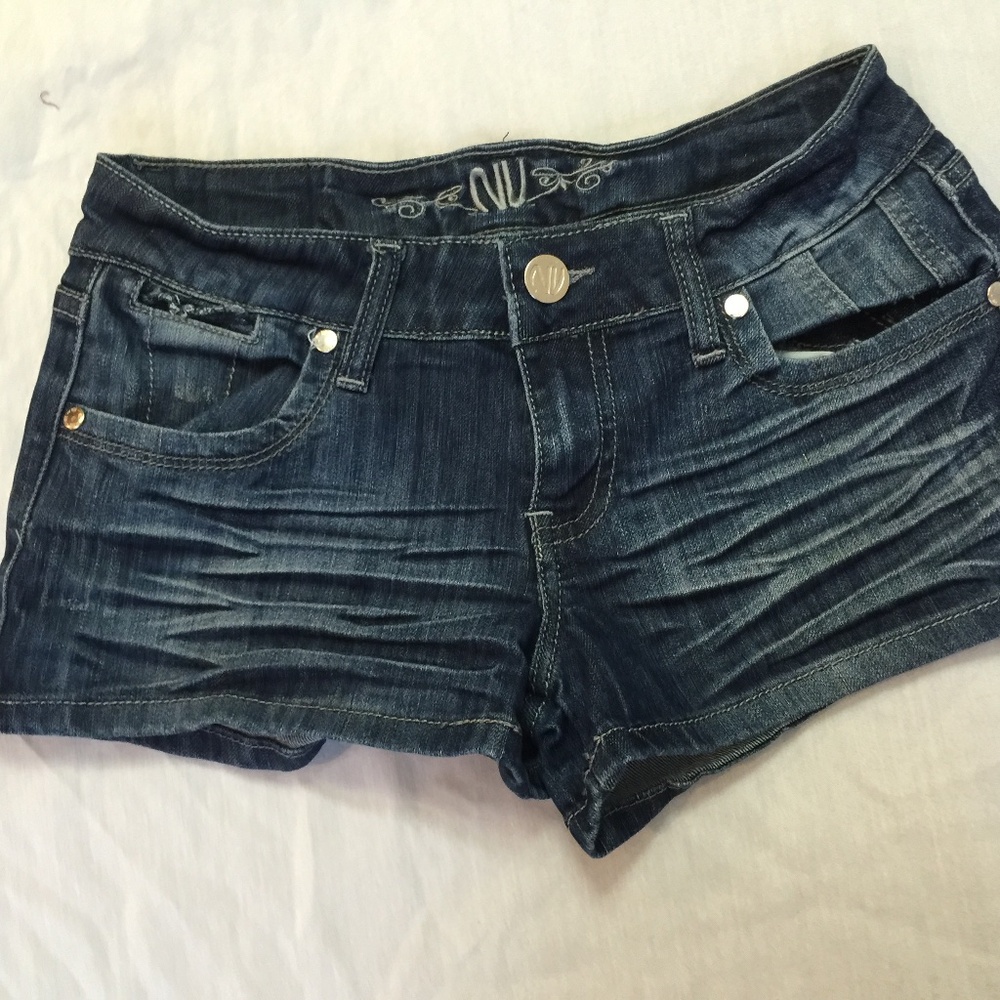 🫐🫐🫐 NV WOMENS JEANS SHORTS SIZE 3 🫐🫐🫐